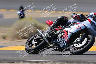 media/Oct-08-2022-SoCal Trackdays (Sat) [[1fc3beec89]]/Turn 14 (1050am)/